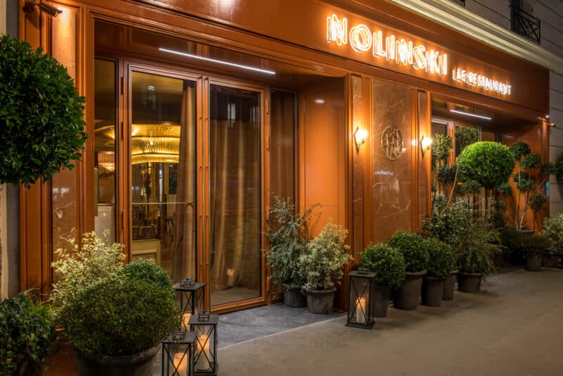http://Nolinski%20Le%20Restaurant%20Guillaume%20de%20Laubier%20FAÇADE%20A%20GARDER