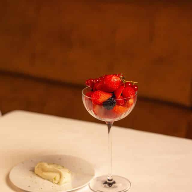 Nolinski Paris Le Restaurant Fruits rouges